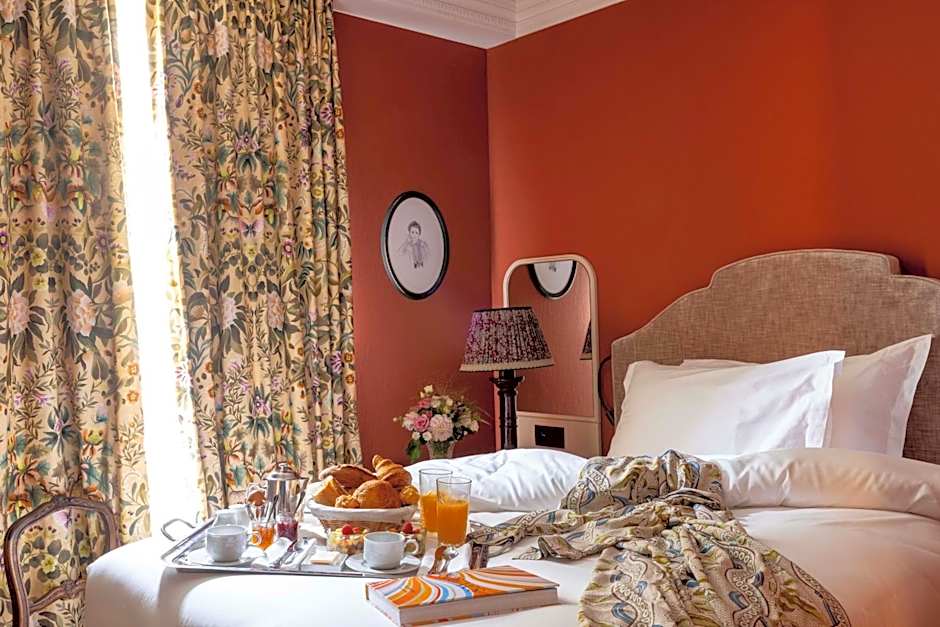 UNE AUTRE CHAMBRE