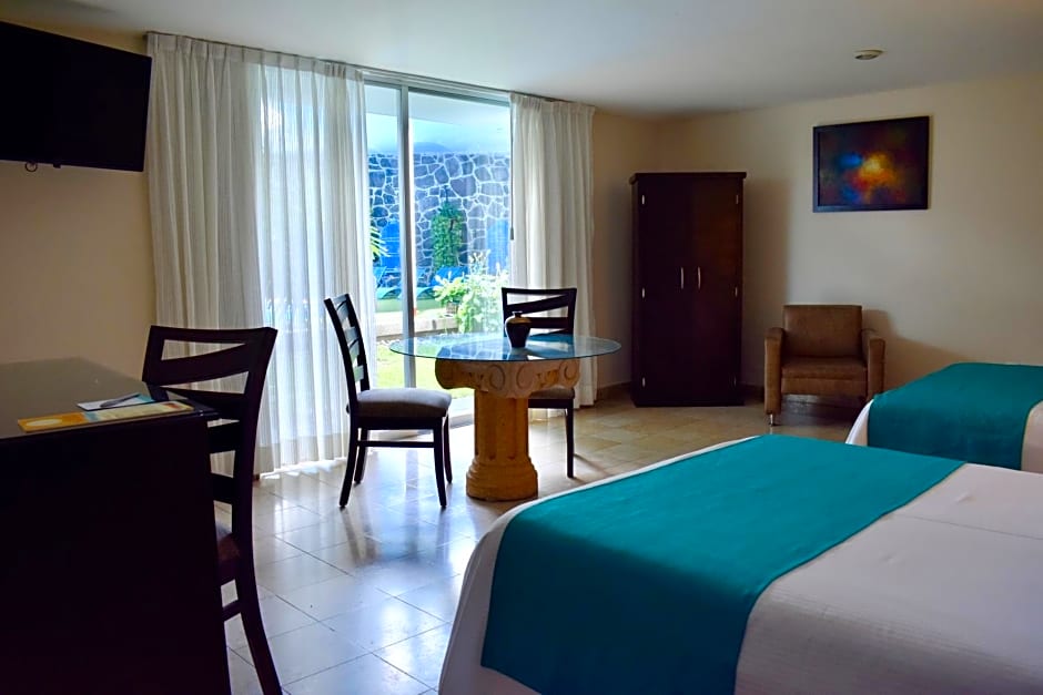 Country Hotel & Suites