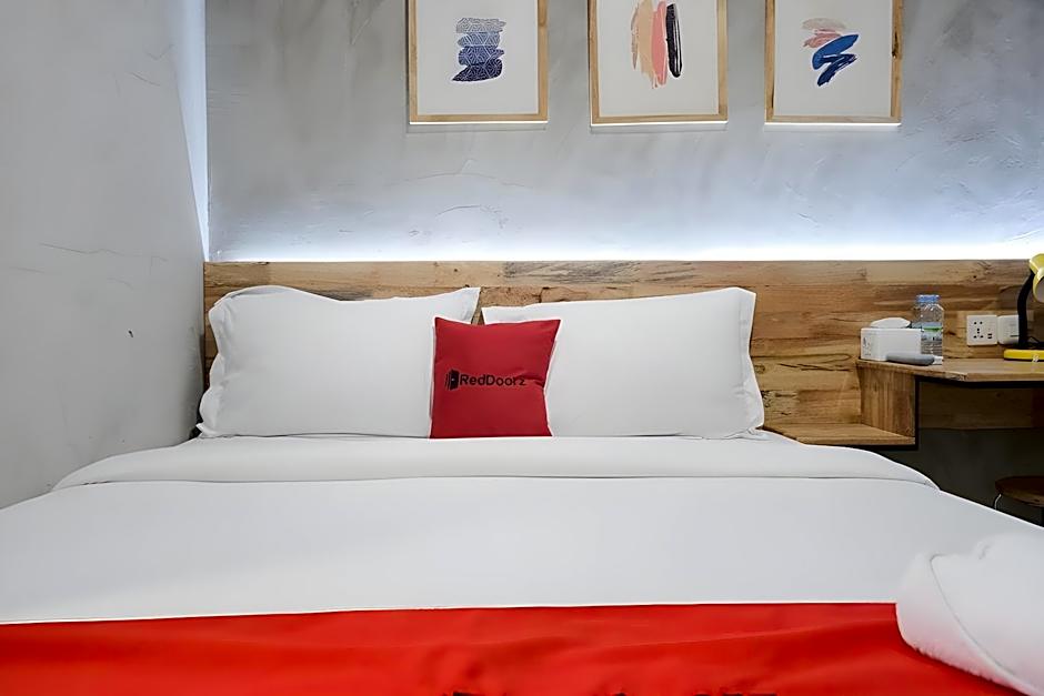 RedDoorz @ Sekip Medan