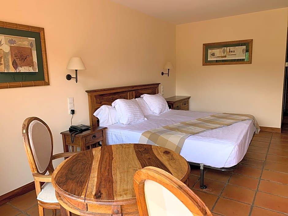 Photo 1 of 4 of Superior 1 Double Bed or 2 Beds