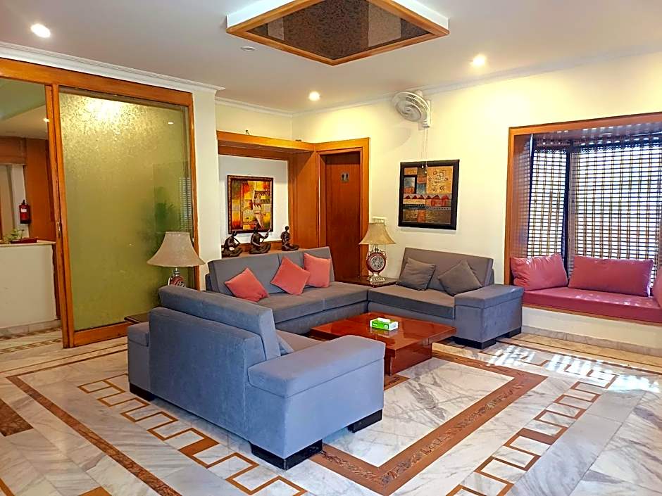 Siris 18 Hotel Gurgaon