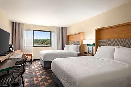 2 Queen Beds Standard