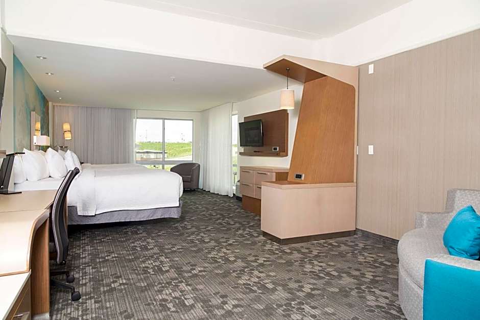 Photo 1 of 1 of 2 Queen Beds Suite, Mobility Accessible, Bathtub