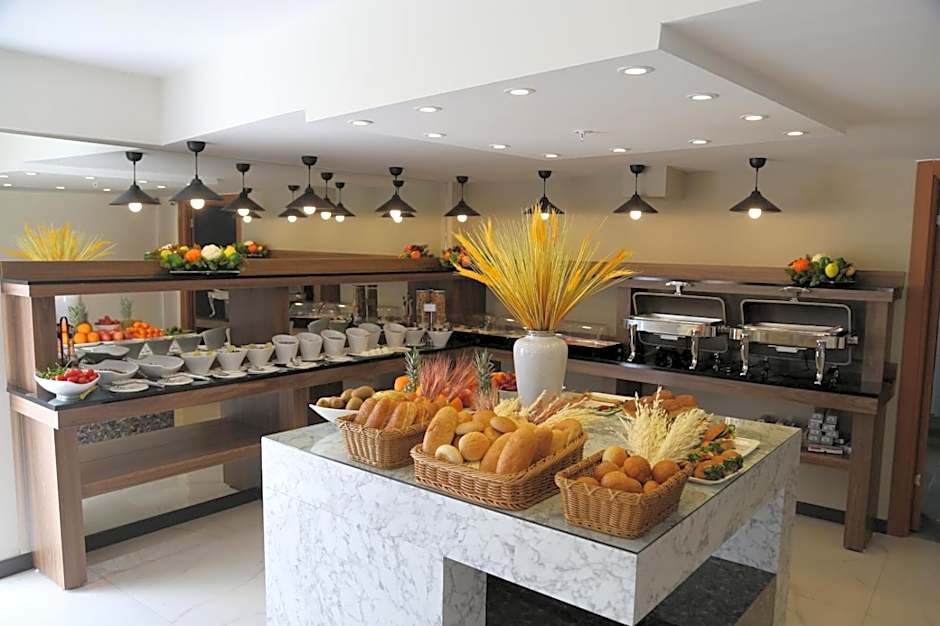 Avwan Hotel Cigli