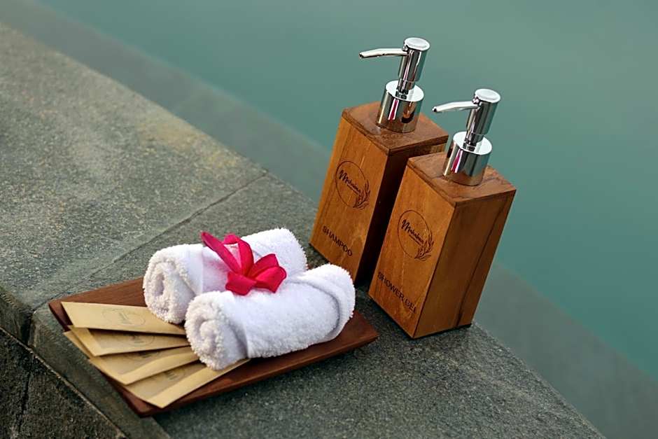 MAHALONA BALI STAY