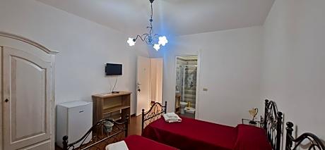 Twin Room with Balcony