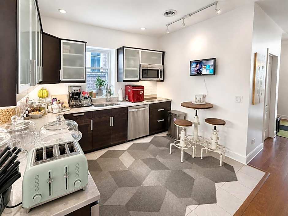 House 5863- Chicago'S Premier Bed And Breakfast