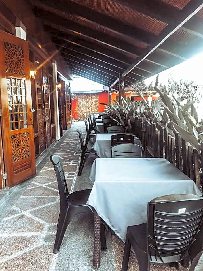 THE LAGOON WATER CHALET