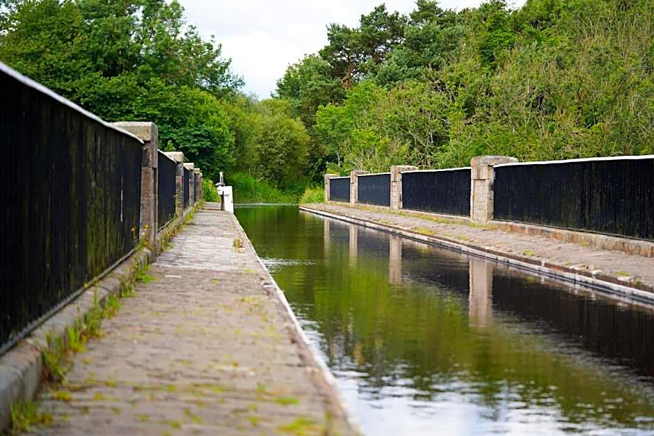 Linwater Caravan Park - Luxury Lodges and Static Caravans near Edinburgh