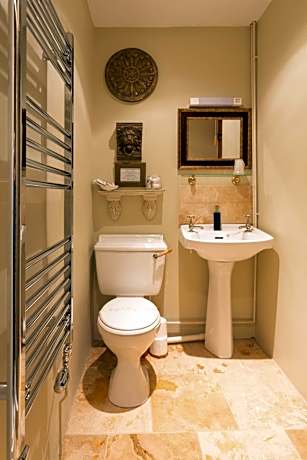 Deluxe Double Room with Shower