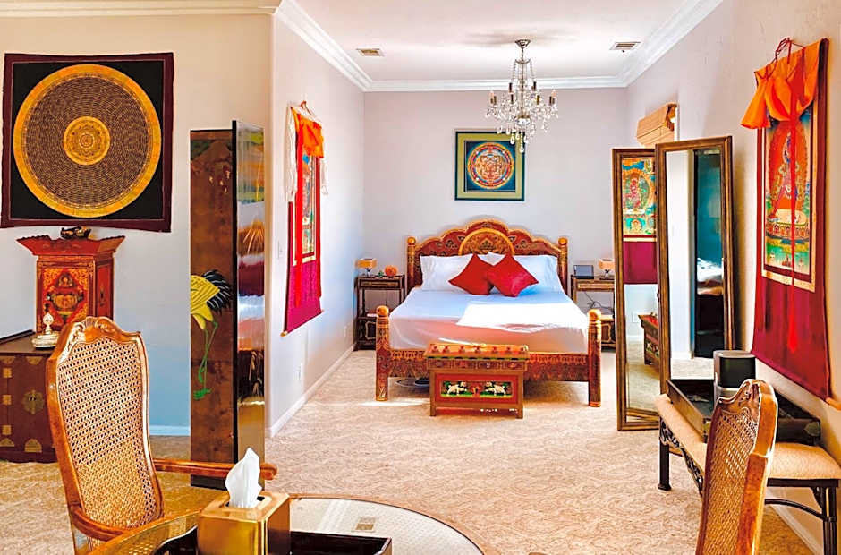 Quiet Mind Mountain Retreat