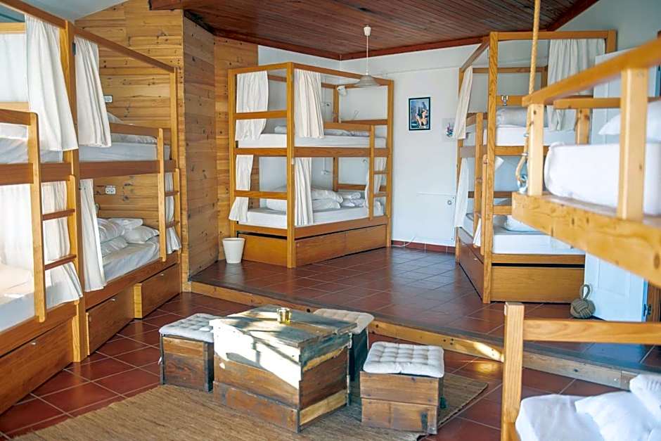 Surf Vilas by Laneez Ericeira