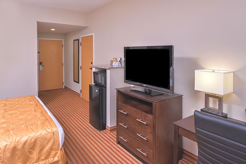 Americas Best Value Inn & Suites Bastrop