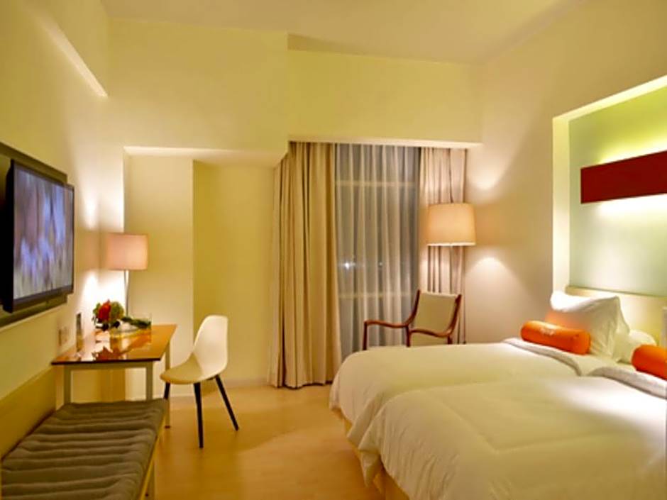 HARRIS Hotel & Conventions Bekasi