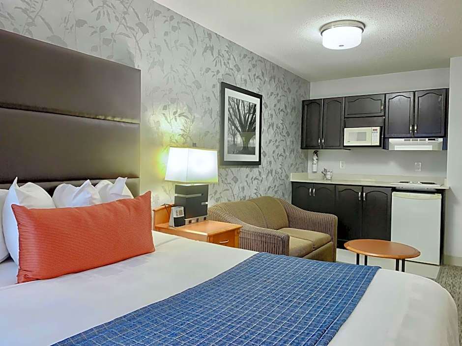 Best Western Plus Regency Inn and Conference Centre