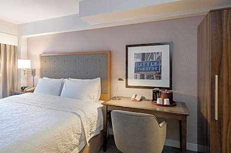 1 Double Bed Non-Smoking