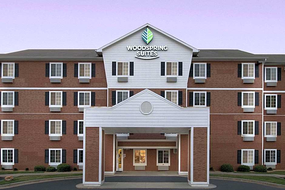 WoodSpring Suites Macon North I-75