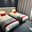 Holiday Inn Express Paris - Velizy By IHG