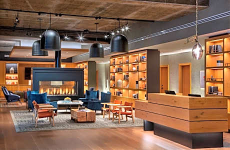 Canopy by Hilton Baltimore Harbor Point