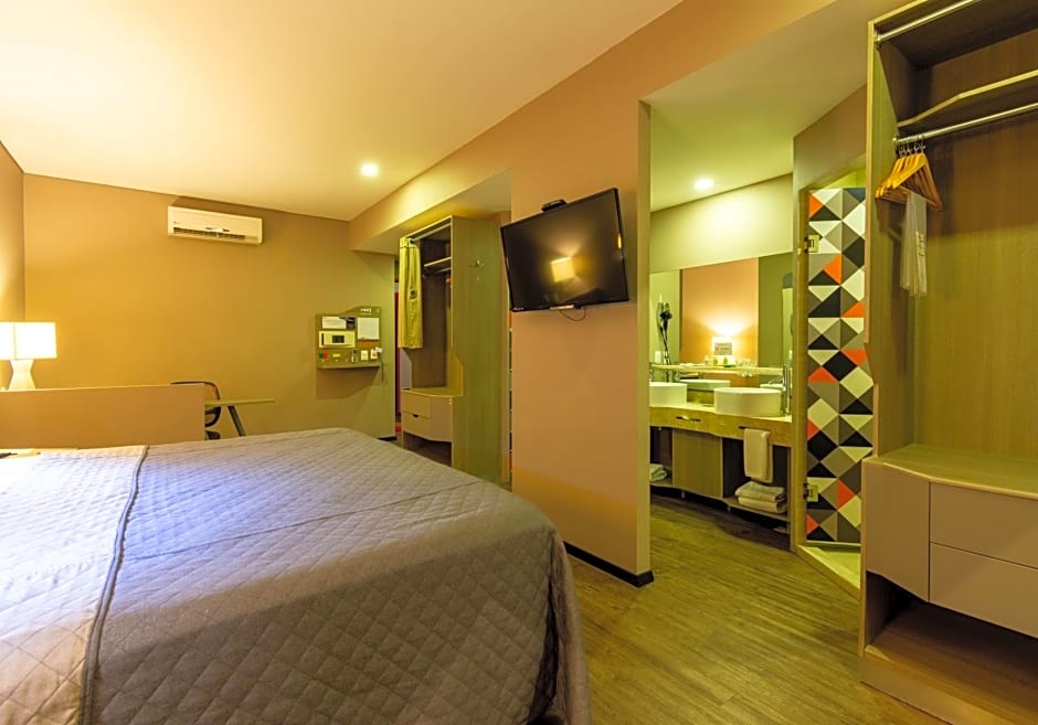 Hotel Glow Point - Mulza