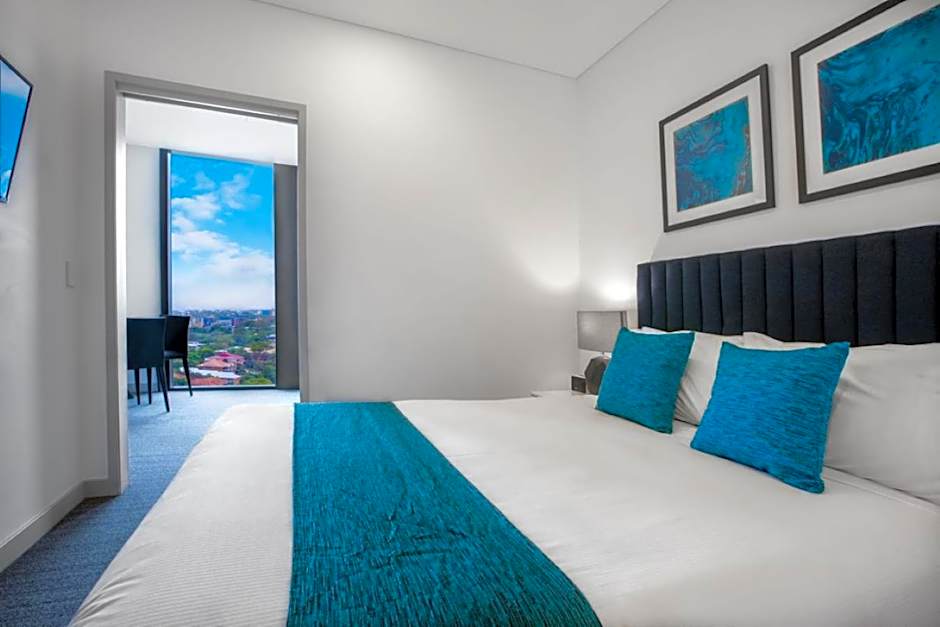 Essence Suites Taringa