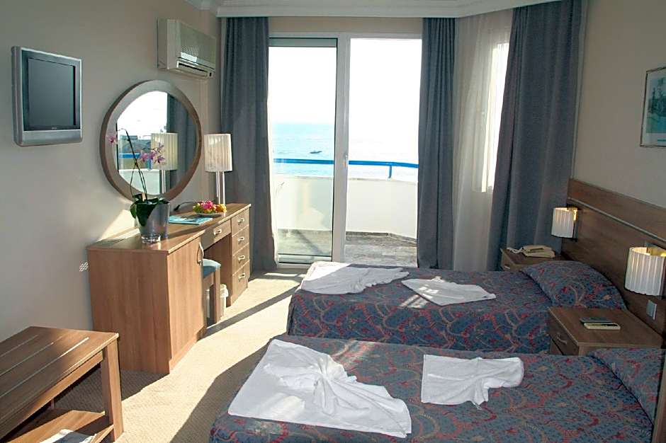 Elysee Beach Hotel