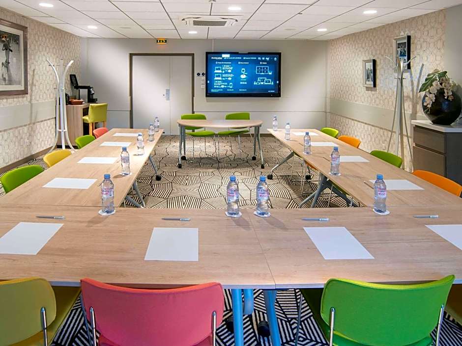 ibis Styles Clermont-Ferrand Le Brézet Aéroport