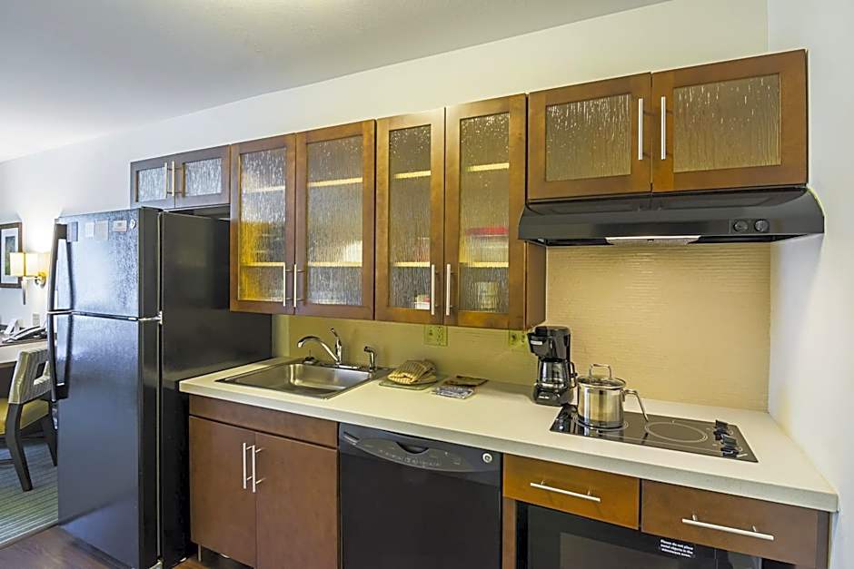 Candlewood Suites Pensacola - University Area By IHG