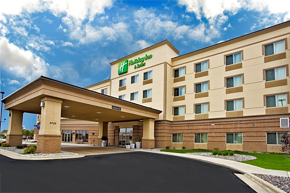 Holiday Inn & Suites Green Bay Stadium, an IHG Hotel