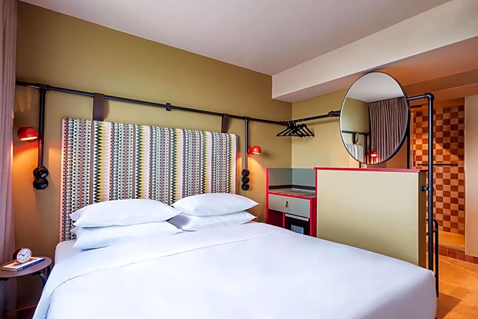 Me And All Hotel Berlin East Side