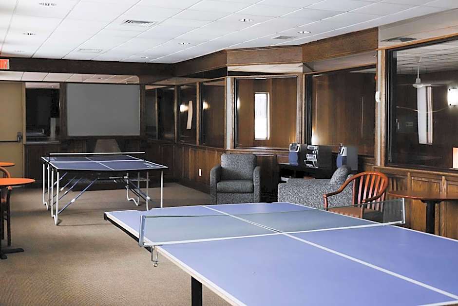 Super 8 by Wyndham Campbellton NB