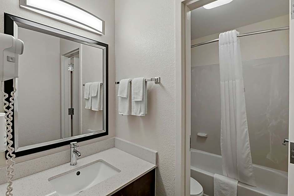 Quality Inn Duluth - Atlanta Northeast
