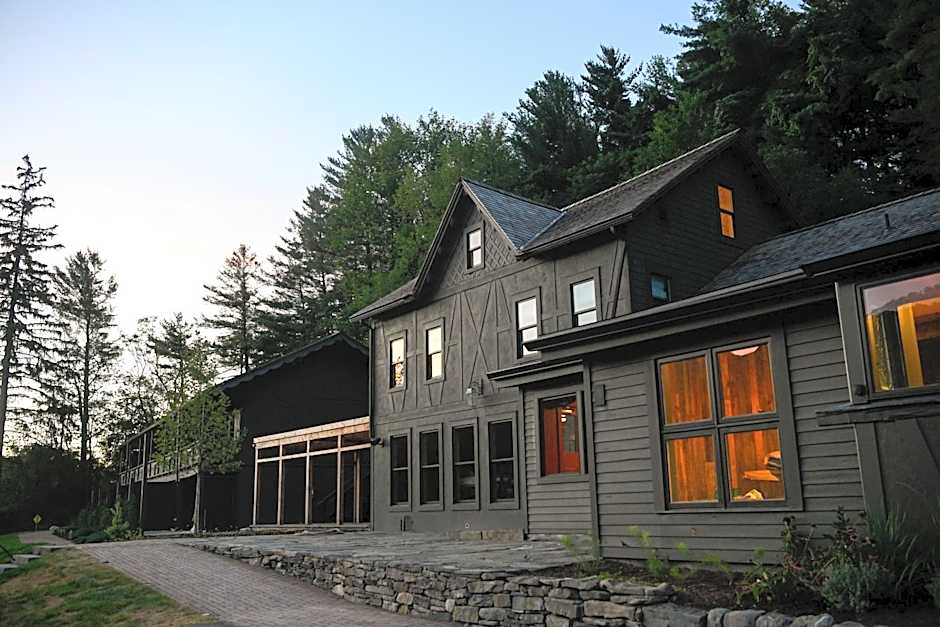 Little Cat Lodge