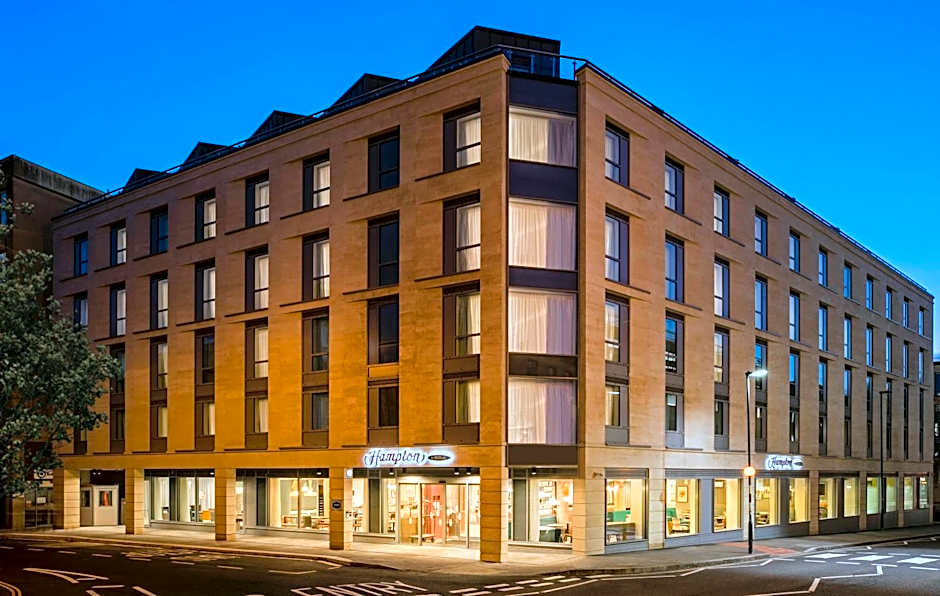 Hampton by Hilton Bath City