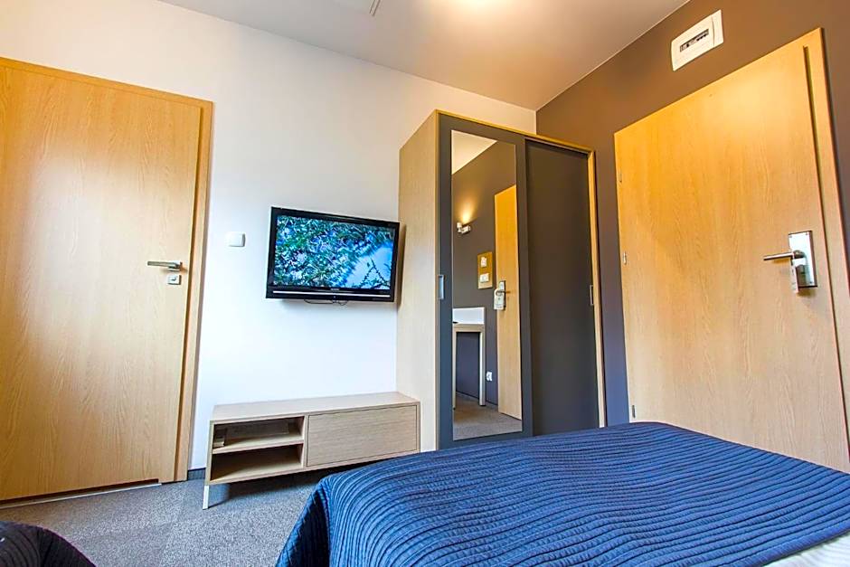 Hotel Platan