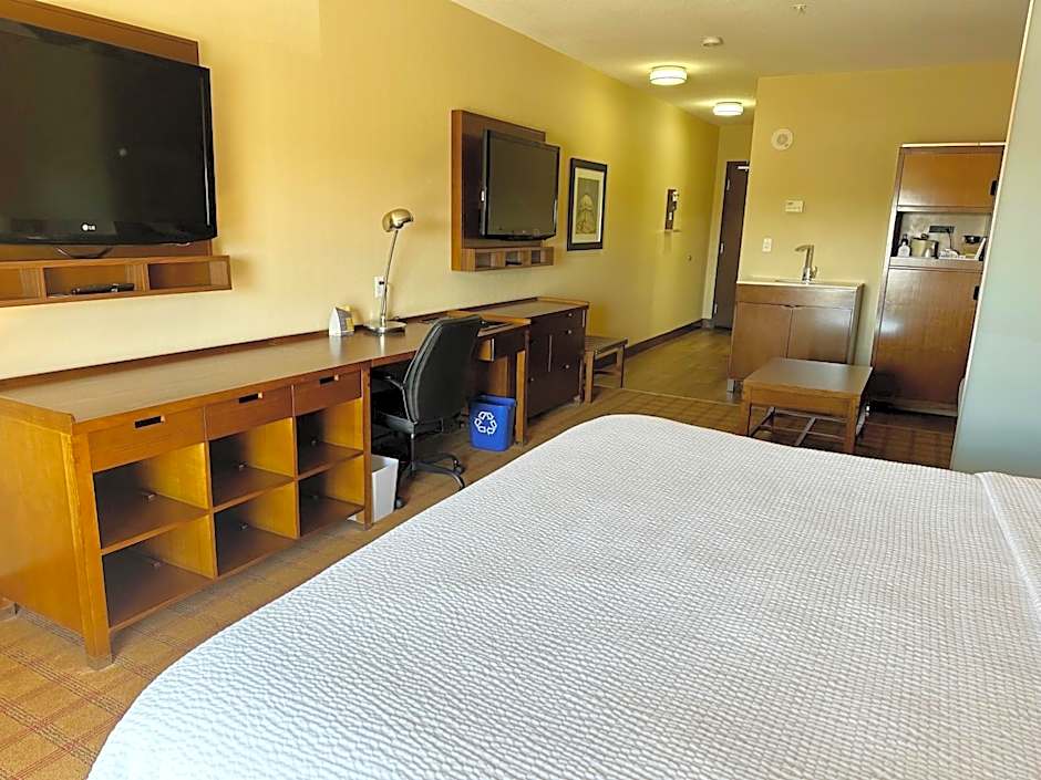 Four Points By Sheraton Edmonton Gateway