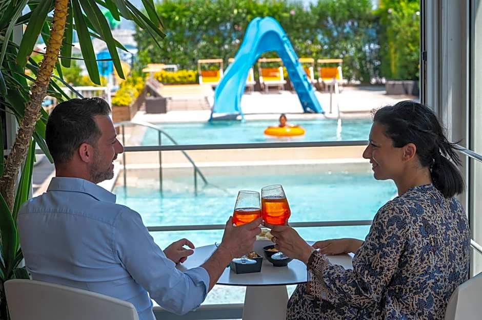 Hotel Fedora Riccione - FRONTE MARE