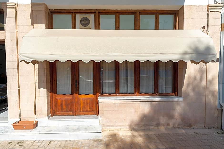 Aegina Town Cozy Escape