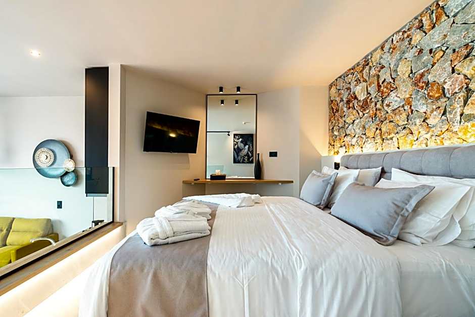 Pathos SeaSide Suites