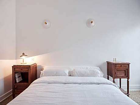 Deluxe Double Room with Bath