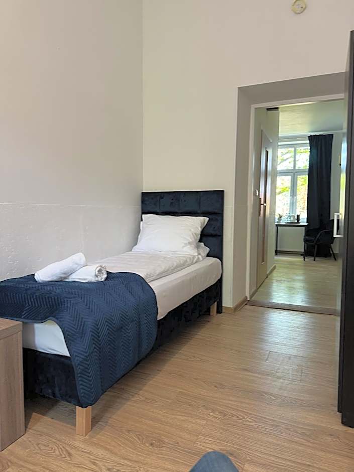 IRIS Aparthotel
