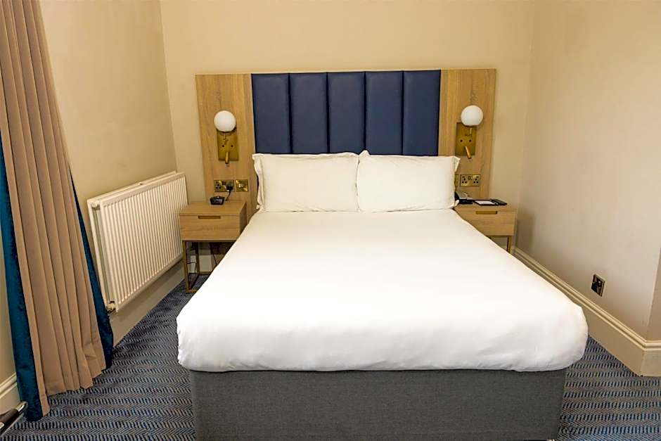 Dover Marina Hotel & Spa, Tapestry Collection by Hilton