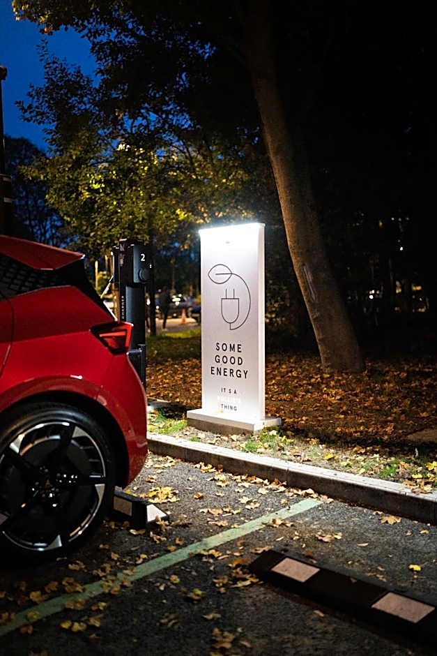 Mollie's Motel & Diner Bristol