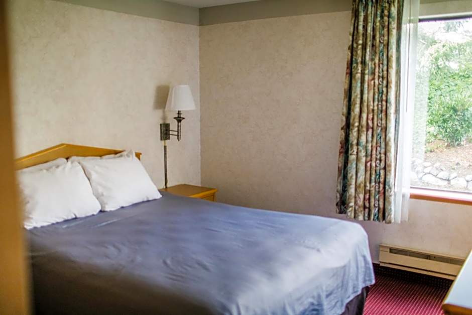 Friday Harbor Suites