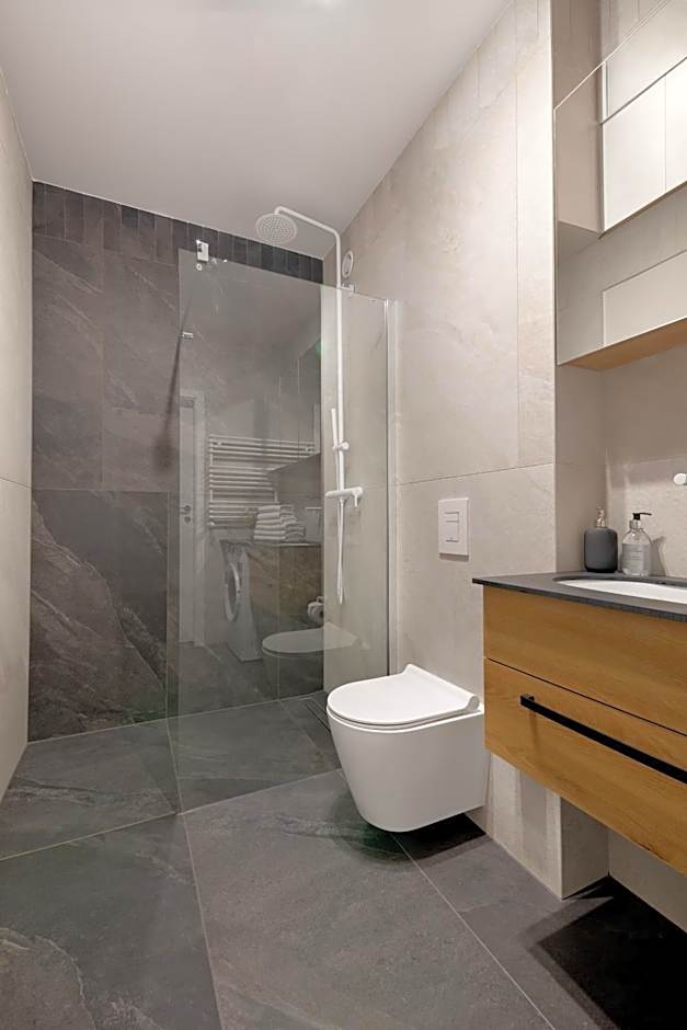 Metropolis Old Town Apartments