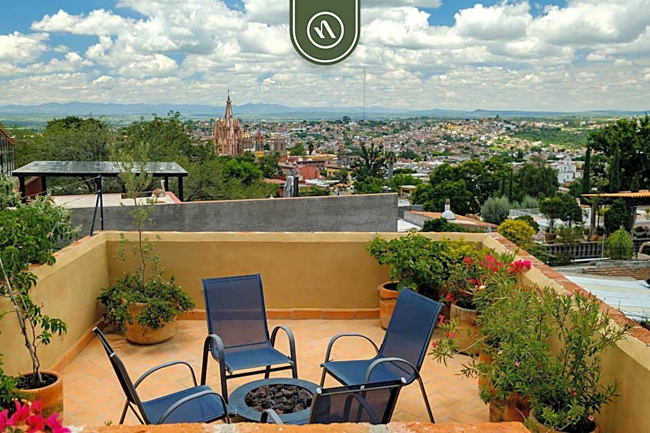Amazing House in City Center - Rooftop - Skyline
