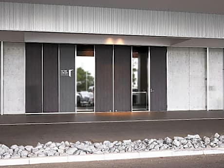 IN THE LIBRARY hotel and books TOKOROZAWA