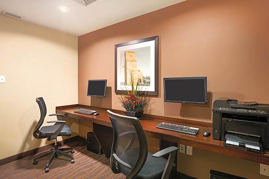 Microtel Inn & Suites by Wyndham Blackfalds Red Deer North