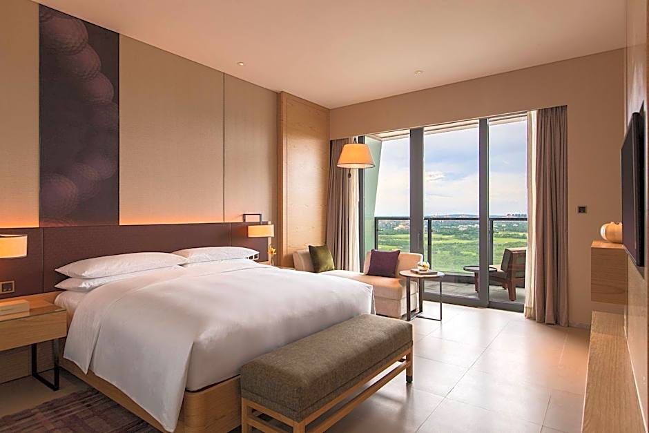 Renaissance by Marriott Haikou Hotel
