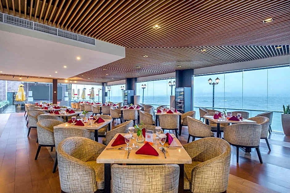 Swiss-Belhotel Silae Palu